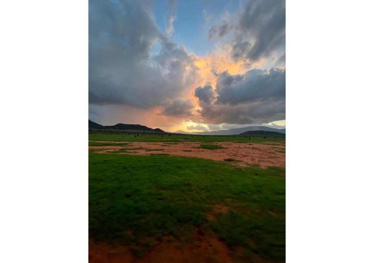 Nyota 11 - Jua Resort วาตามู ภายนอก รูปภาพ