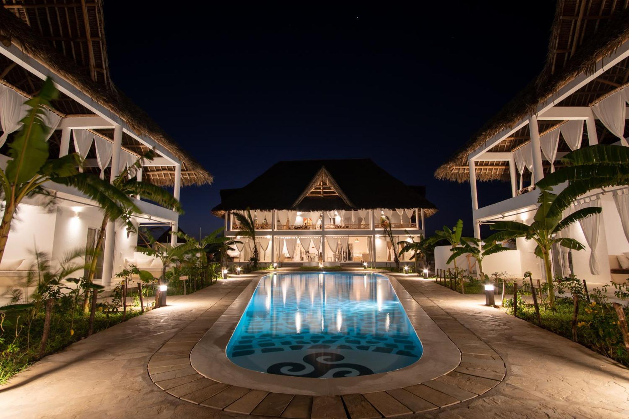 Nyota 11 - Jua Resort วาตามู ภายนอก รูปภาพ