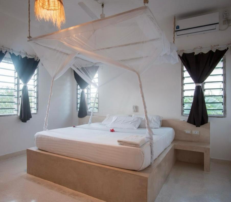 Nyota 11 - Jua Resort วาตามู ภายนอก รูปภาพ