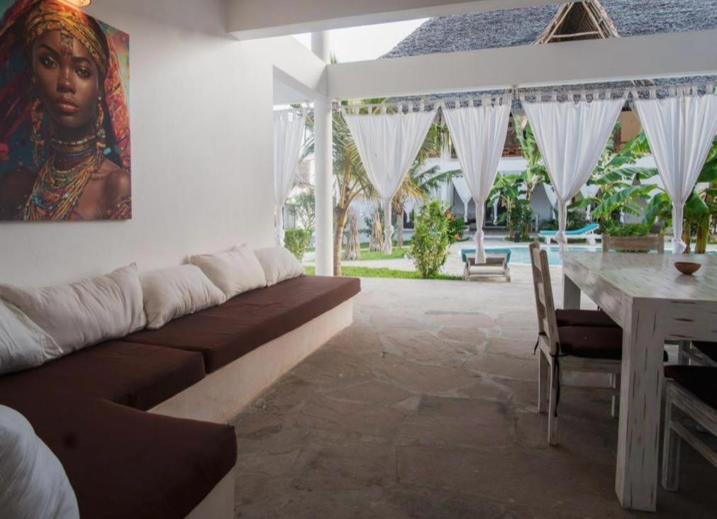 Nyota 11 - Jua Resort วาตามู ภายนอก รูปภาพ