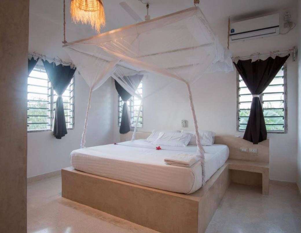 Nyota 11 - Jua Resort วาตามู ภายนอก รูปภาพ